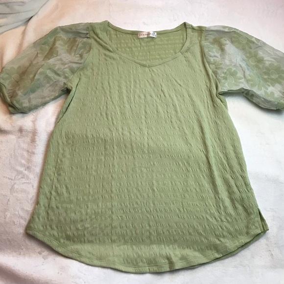 Retrology Womens Small Blouse Shirt Puff Short Sleeve Green Floral - Picture 1 of 9